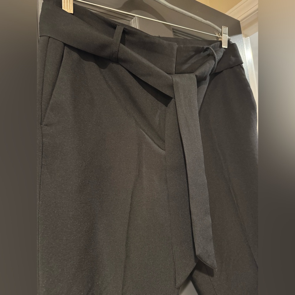 DKNY Black High Waisted Tie Waist Pants Size 12 Paperbag Ankle Work Chic NWOT - Picture 7 of 10